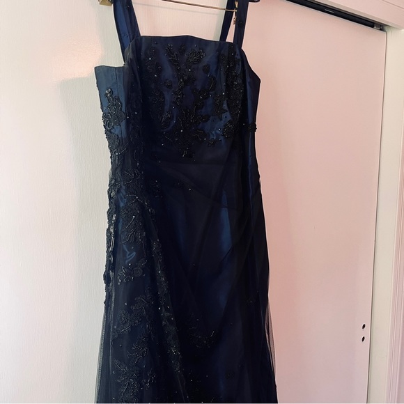 San Carlin Dresses Vintage Navy Embroidered Tulle and Iridescent Satin Maxi Gown - Picture 9 of 15